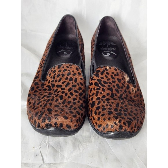 Dansko Olivia Loafer Shoes Womens Size 40 EU Slip on Leather calf Hair Cheetah - Picture 4 of 14